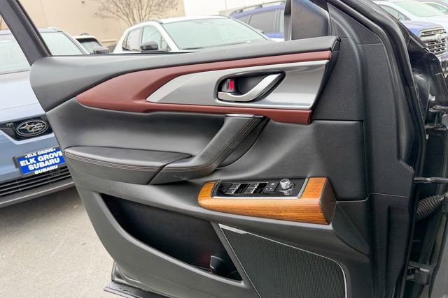 Used 2017 MAZDA CX-9 Signature image 13