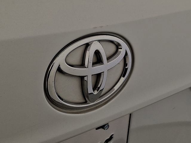 Used 2023 Toyota Highlander Limited FWD image 36