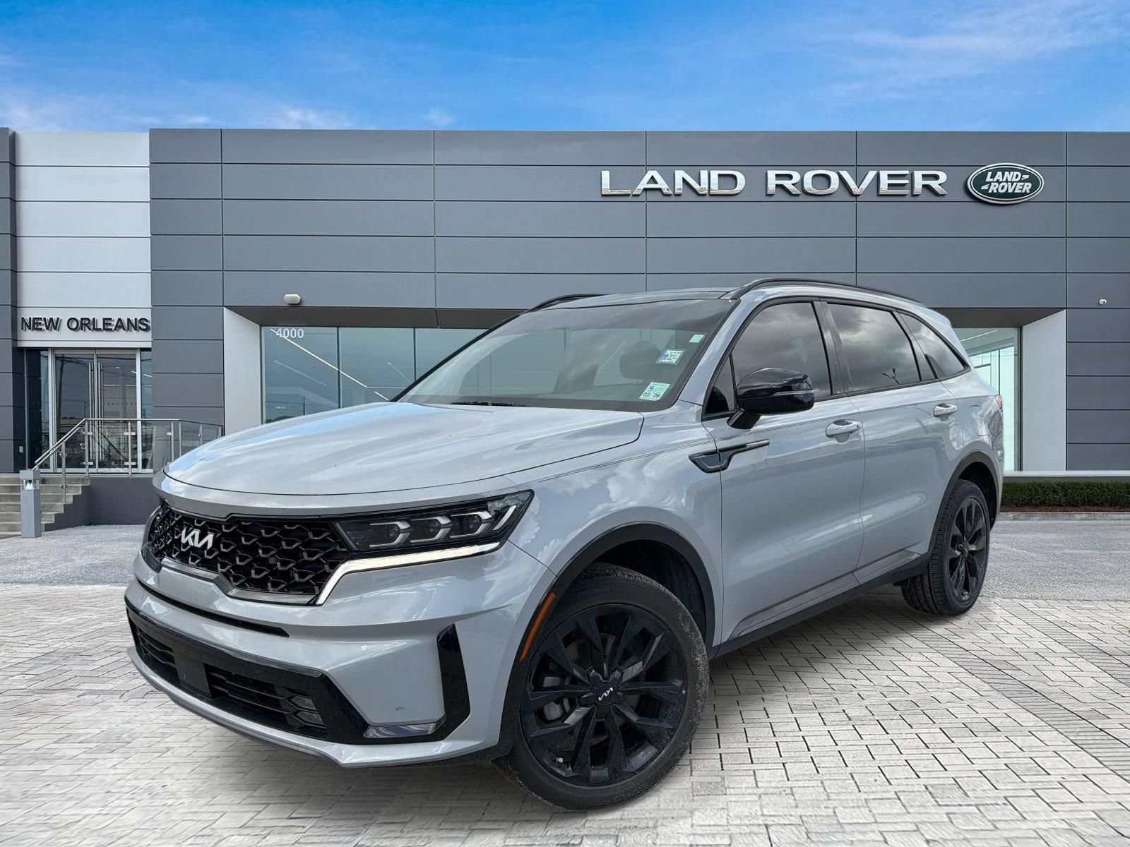 Used 2023 Kia Sorento SX
