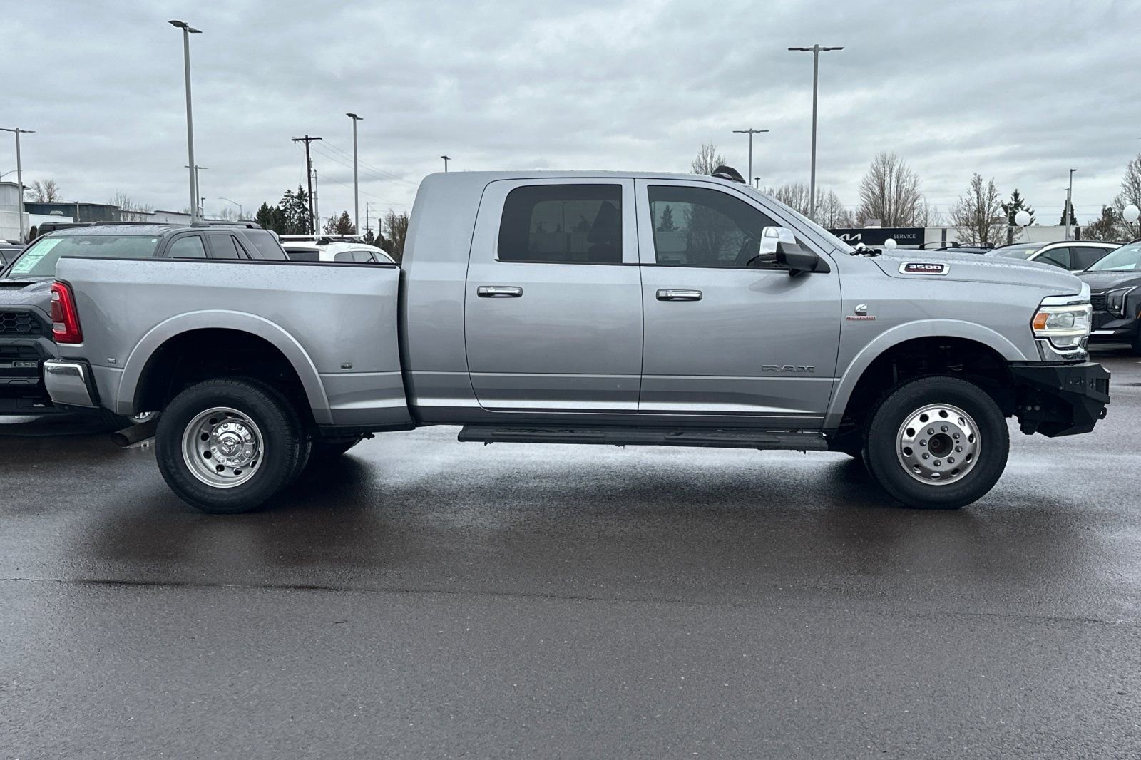 Used 2022 RAM 3500 Laramie image 3