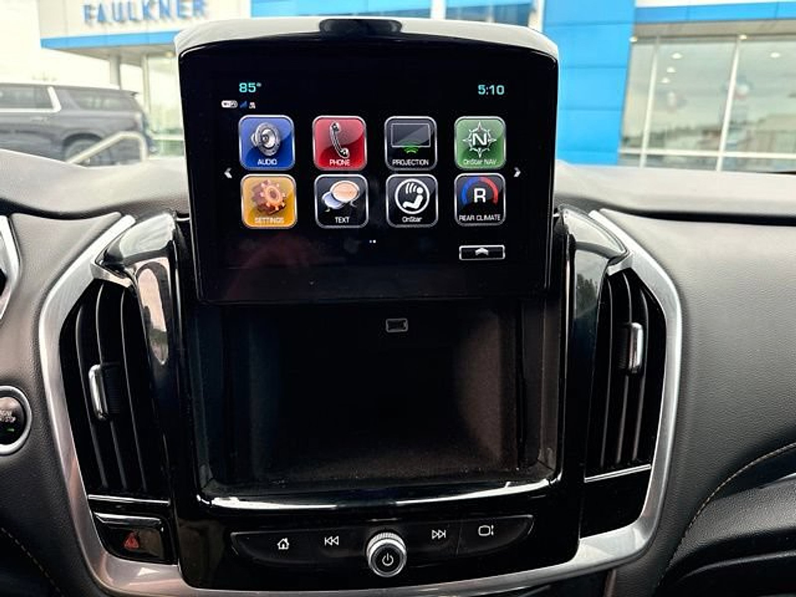 Used 2019 Chevrolet Traverse LT AWD/4WD image 19