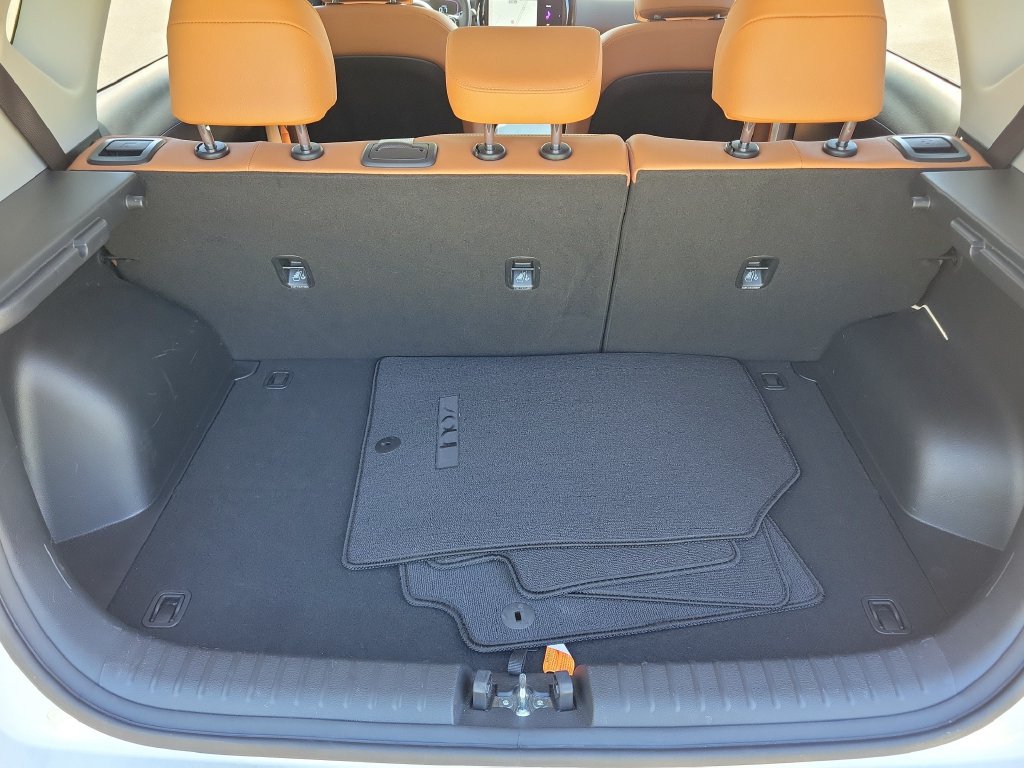 Used 2024 Kia Soul EX w/ EX Designer Package FWD image 7