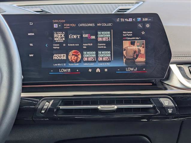 Used 2025 BMW X1 xDrive28i w/ Technology Package image 15