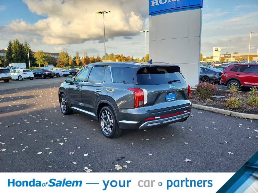 Used 2023 Hyundai Palisade SEL image 4