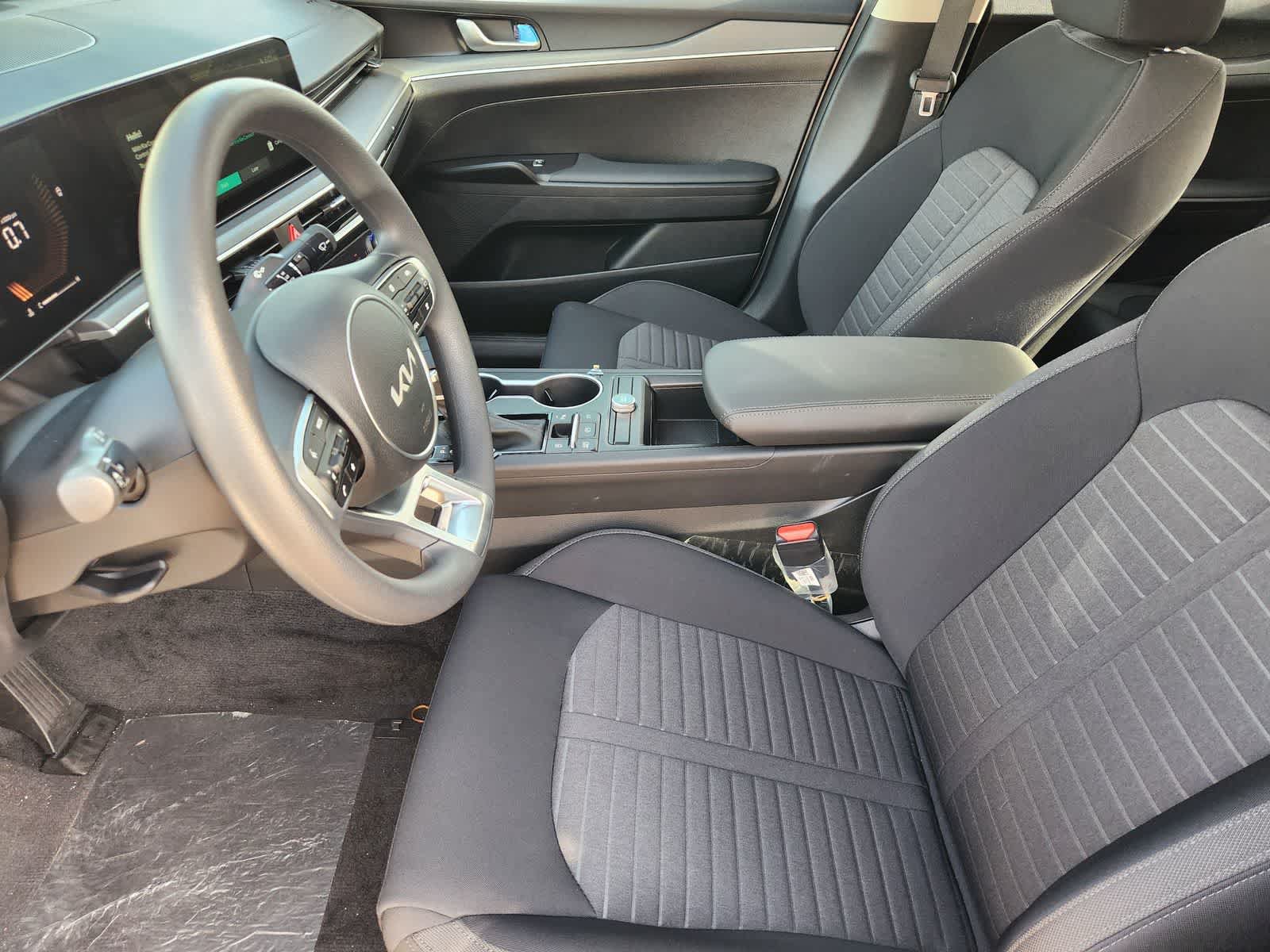 New 2026 Kia K5 LXS FWD image 10