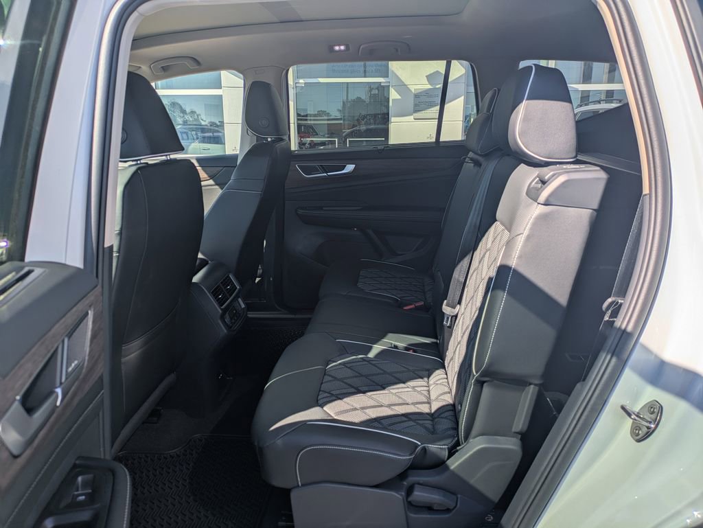 New 2026 Volkswagen Atlas SEL Premium R-Line image 14