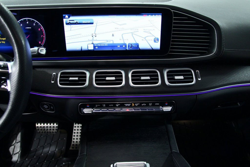 Used 2025 Mercedes-Benz GLS 450 4MATIC image 21