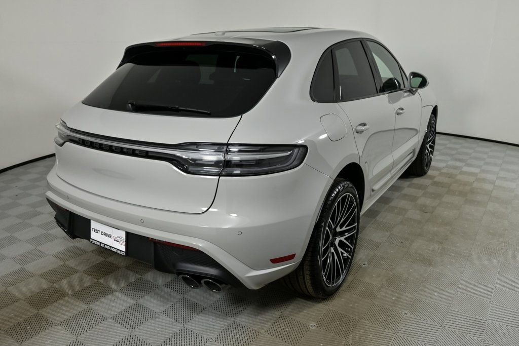 New 2026 Porsche Macan image 28