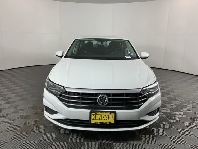 Used 2021 Volkswagen Jetta R-Line FWD image 2