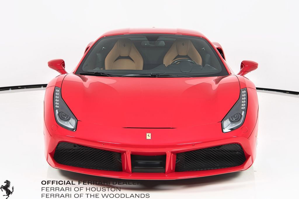 Used 2016 Ferrari 488 GTB image 9