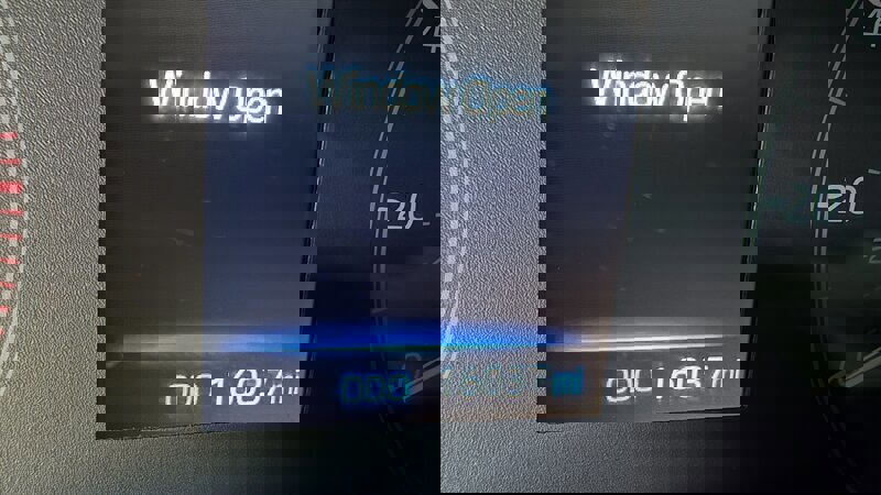 Used 2023 Toyota Corolla LE image 13