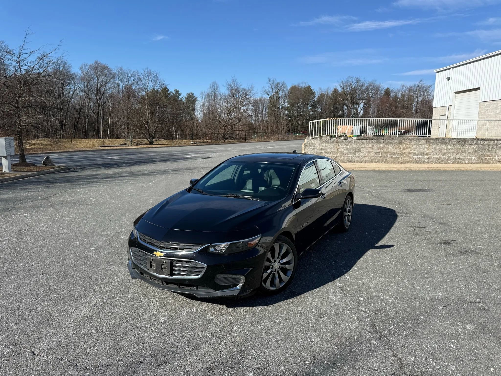 Used 2016 Chevrolet Malibu Premier w/ Driver Confidence Package image 2