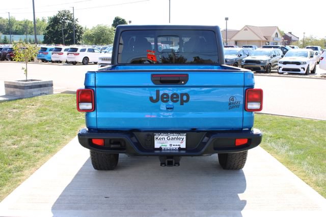 Used 2021 Jeep Gladiator Sport AWD/4WD image 34