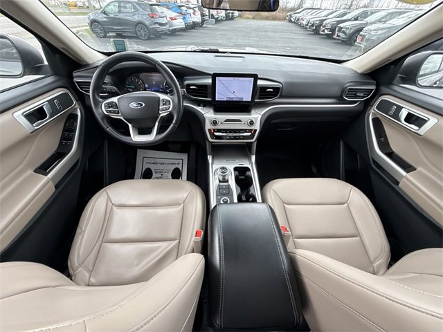 Used 2021 Ford Explorer XLT w/ Equipment Group 202A image 21