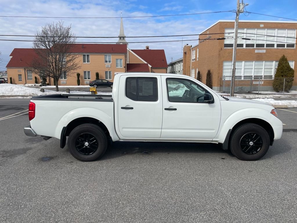Used 2014 Nissan Frontier SV w/ SV Value Truck Package image 4
