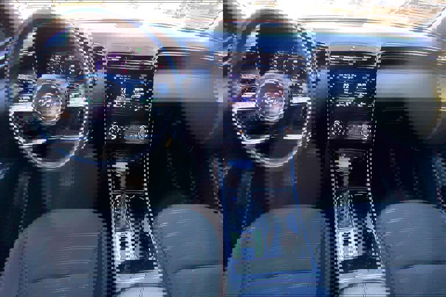 Used 2023 Hyundai Santa Cruz SE image 15