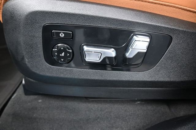 New 2026 BMW X5 sDrive40i w/ Executive Package RWD image 31
