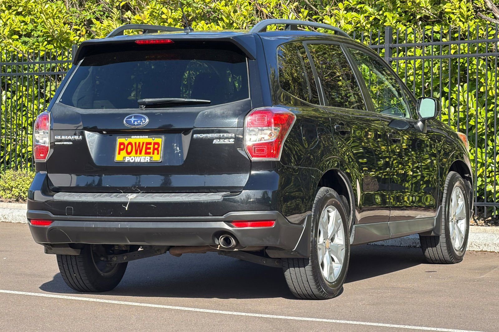 Used 2014 Subaru Forester 2.5i Limited AWD/4WD image 4