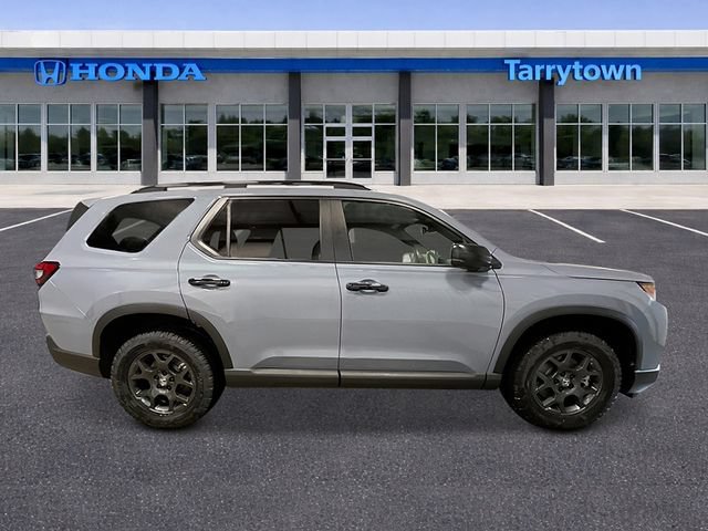New 2026 Honda Pilot TrailSport image 8