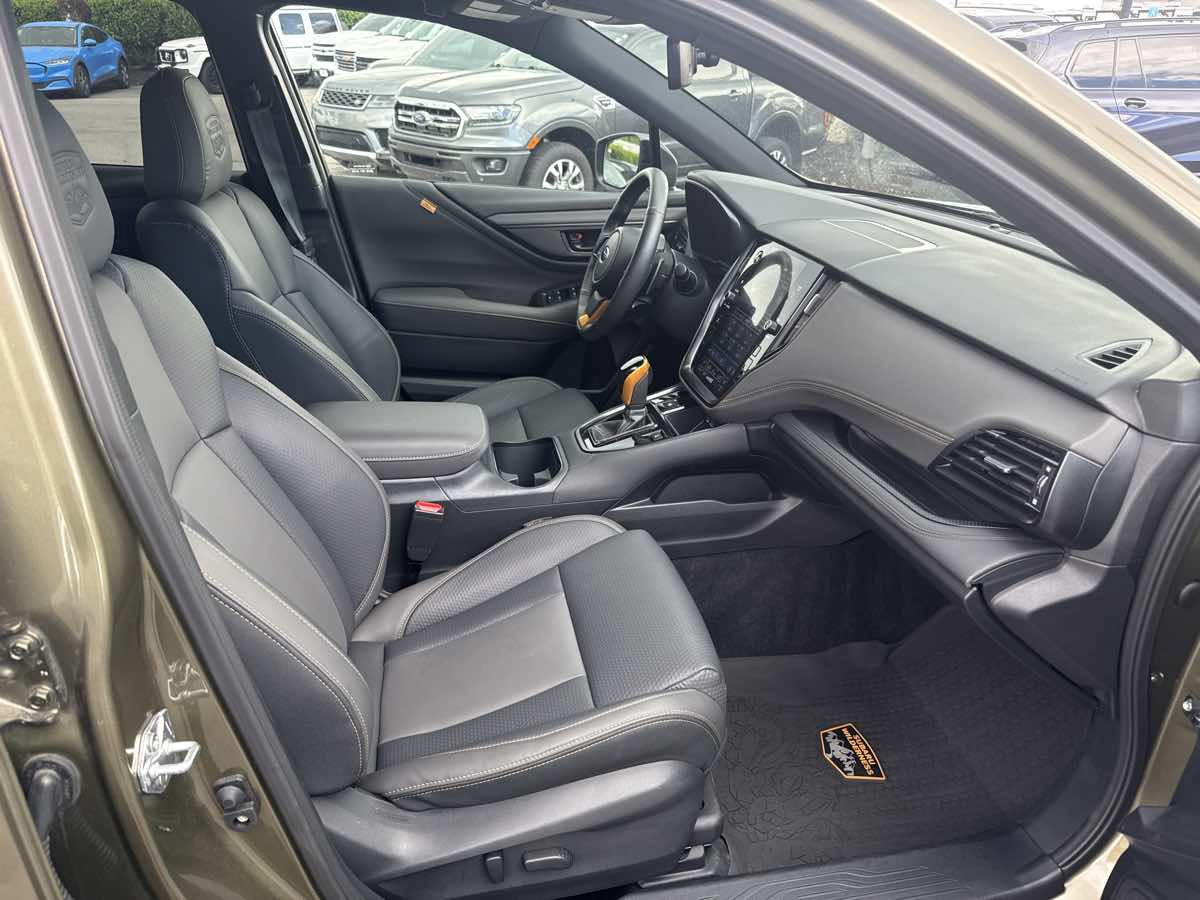 Used 2025 Subaru Outback Wilderness AWD/4WD image 22