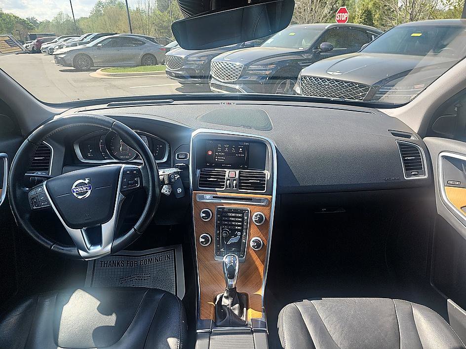 Used 2017 Volvo XC60 T5 Inscription w/ Advanced Package image 31