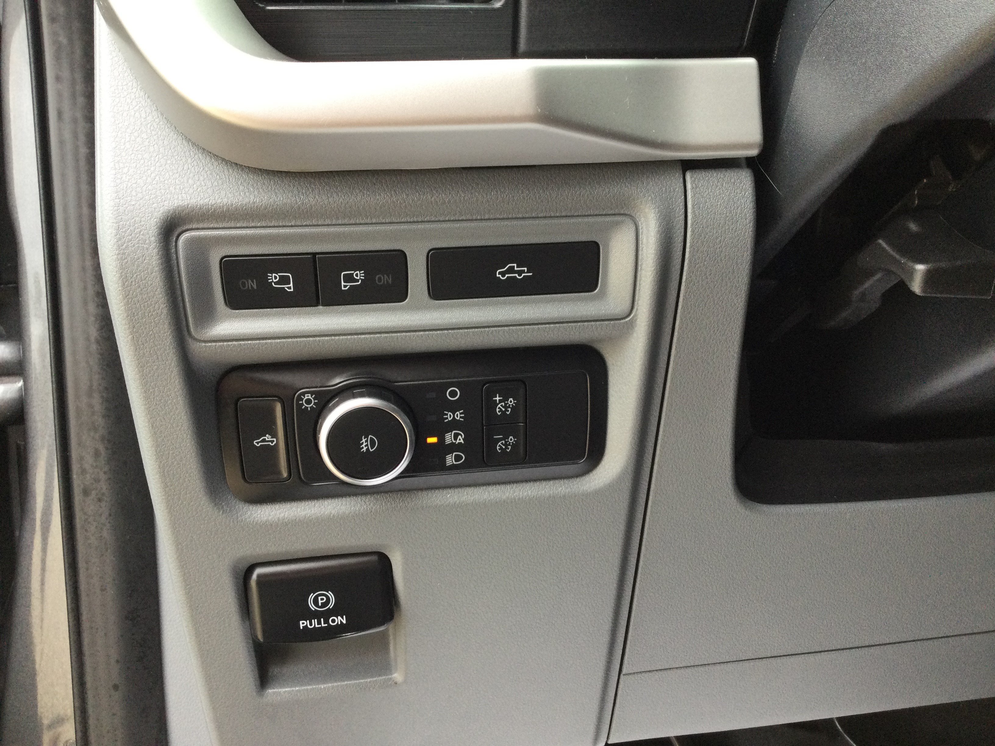 Used 2022 Ford F150 XLT w/ Equipment Group 302A High AWD/4WD image 13