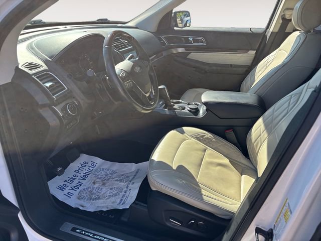 Used 2017 Ford Explorer Platinum AWD/4WD image 9