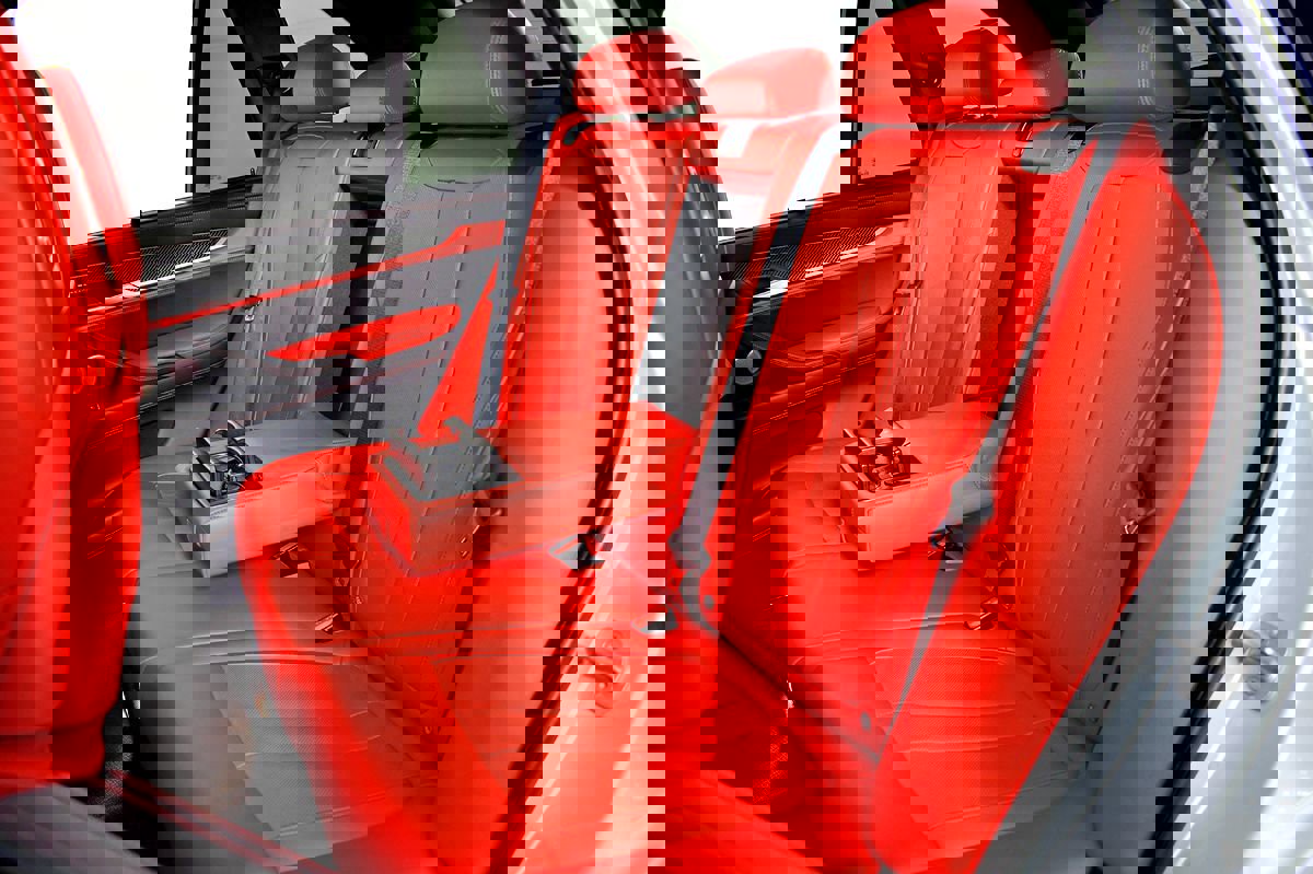 Used 2016 BMW X5 M image 44