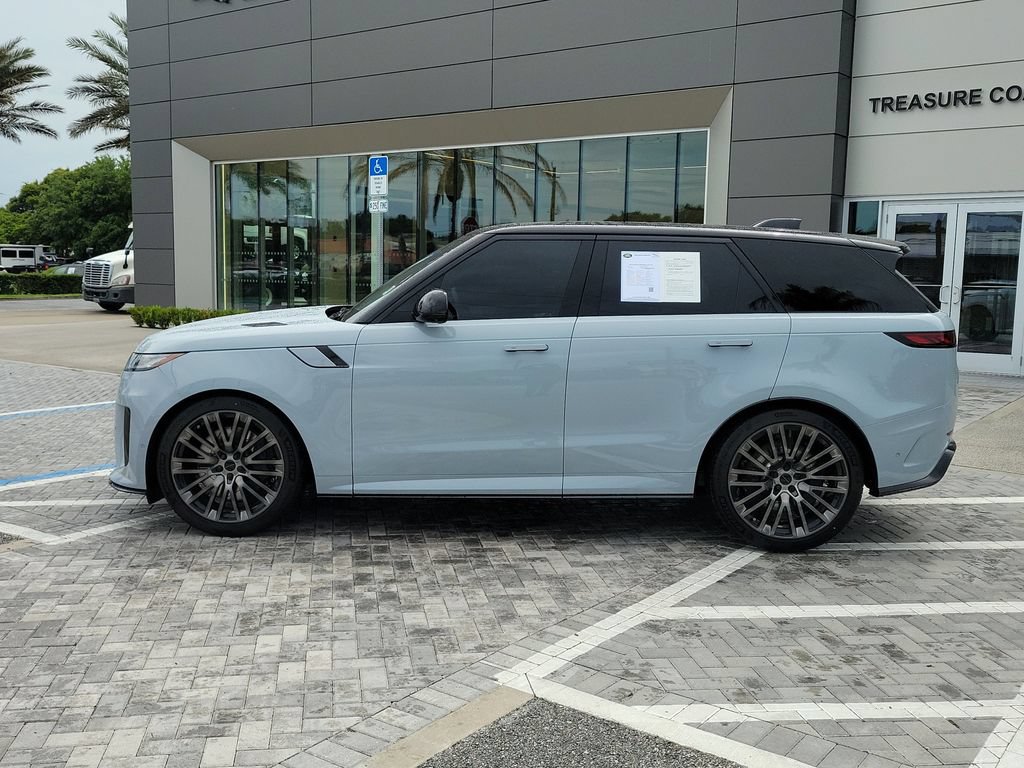 Certified 2026 Land Rover Range Rover Sport SV AWD/4WD image 2