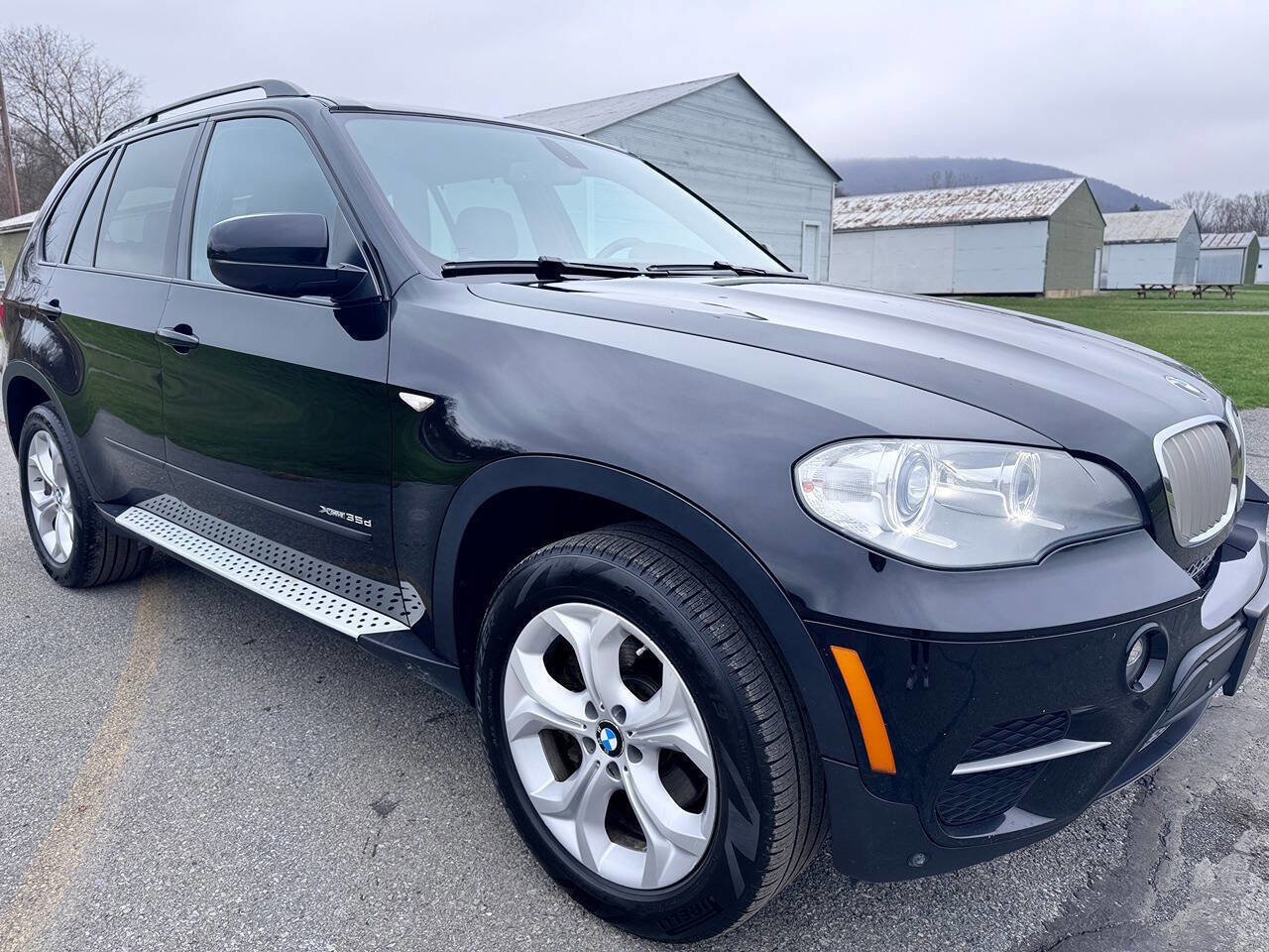 Used 2012 BMW X5 xDrive35d image 1