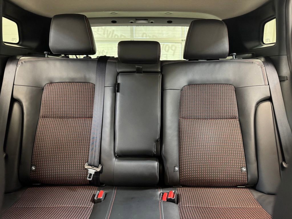 Used 2025 Nissan Kicks SR w/ Illumination Package AWD/4WD image 15