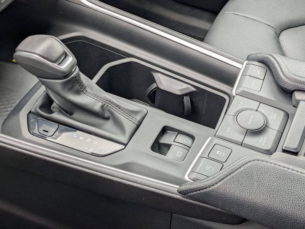 Used 2025 Toyota Grand Highlander XLE image 24