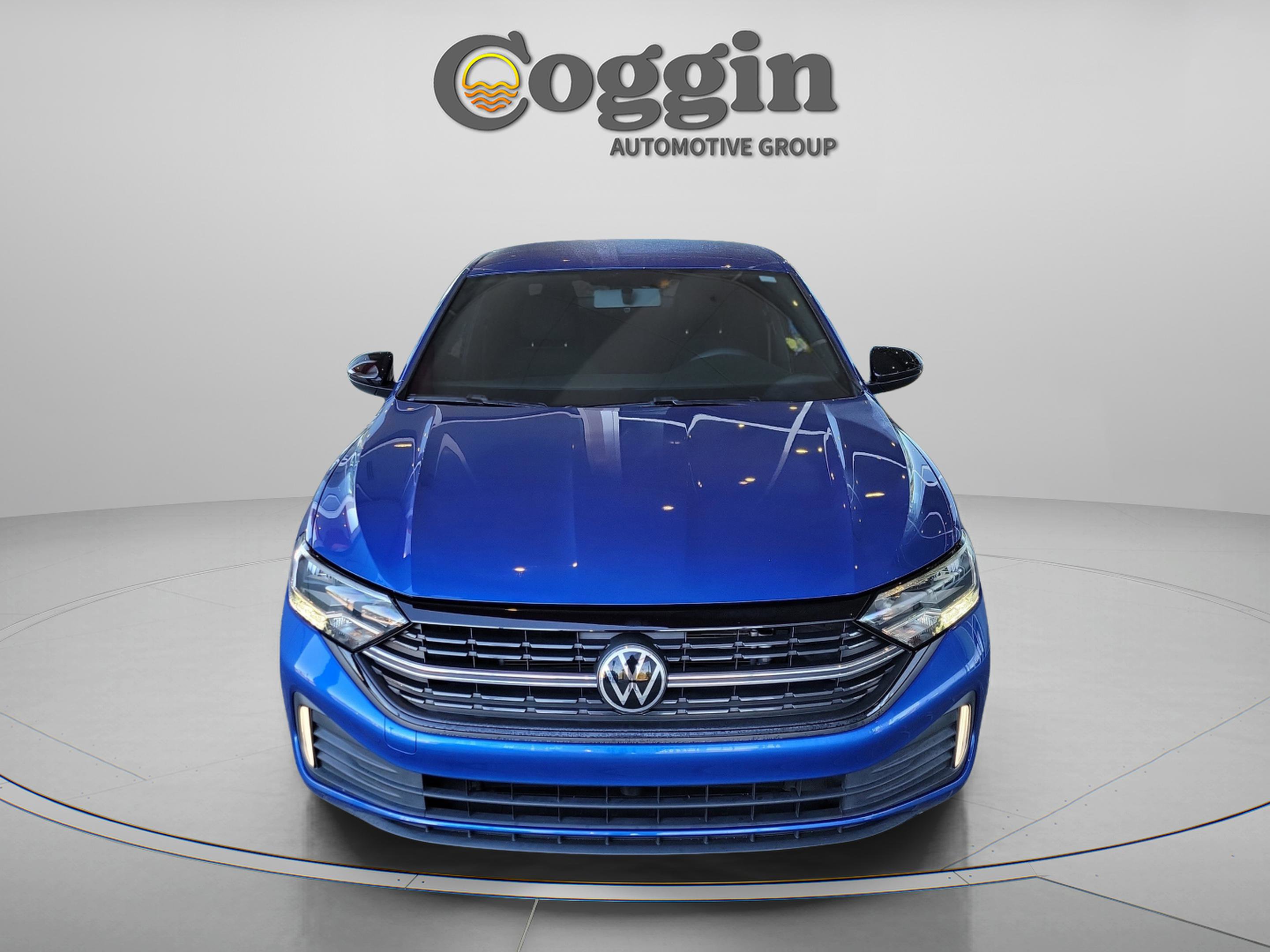 Used 2022 Volkswagen Jetta Sport image 6