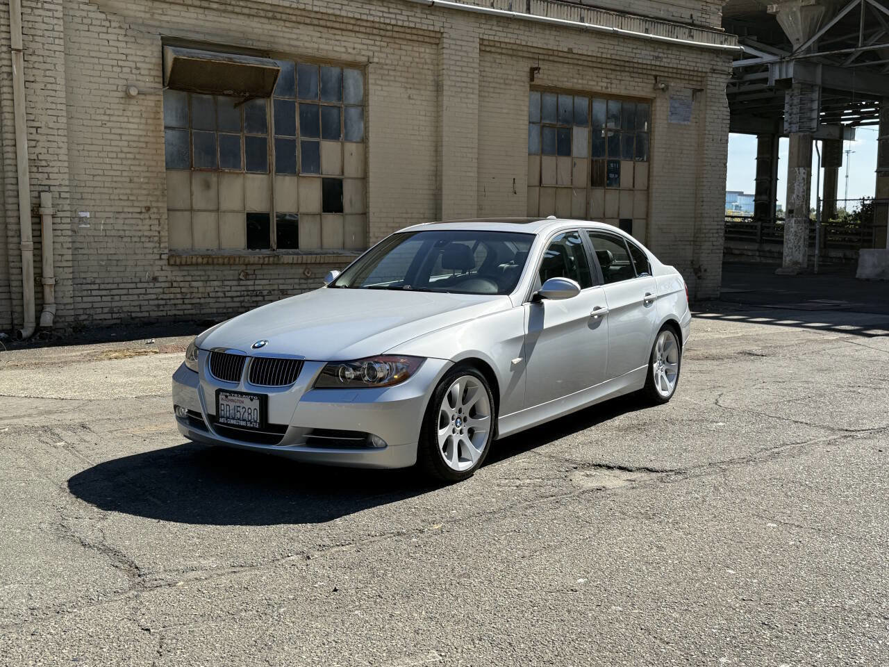 Used 2008 BMW 335i Sedan image 2