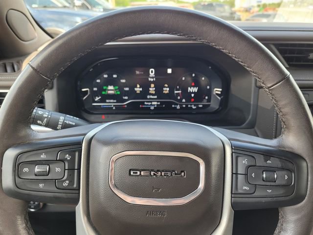 Used 2022 GMC Yukon Denali RWD image 23