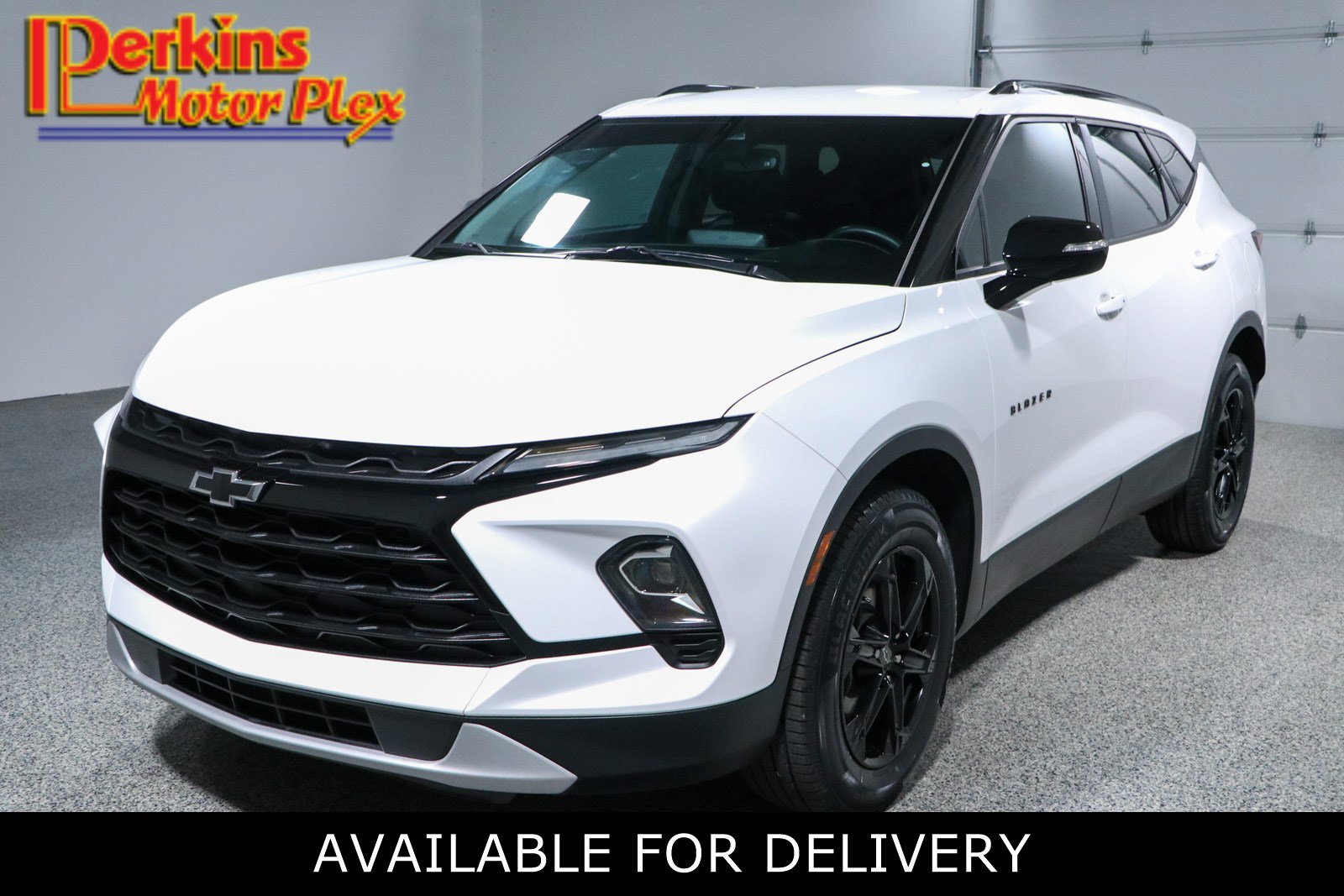 Used 2023 Chevrolet Blazer LT w/ Midnight/Sport Edition FWD image 1