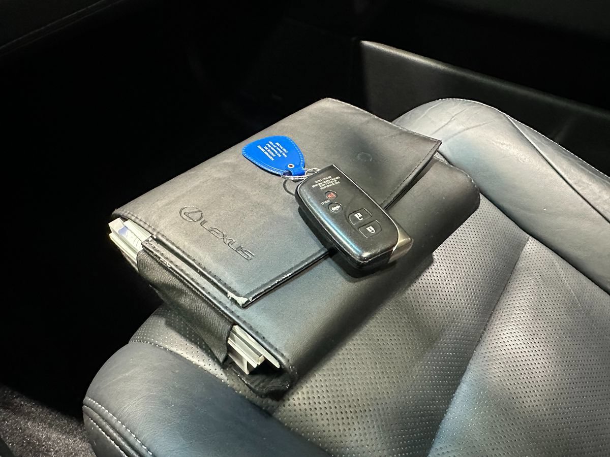 Used 2014 Lexus LS 460 AWD w/ Comfort Package image 42