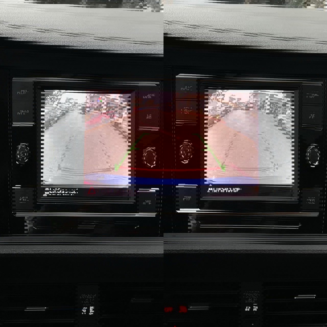 Used 2024 Volkswagen Jetta SE image 18