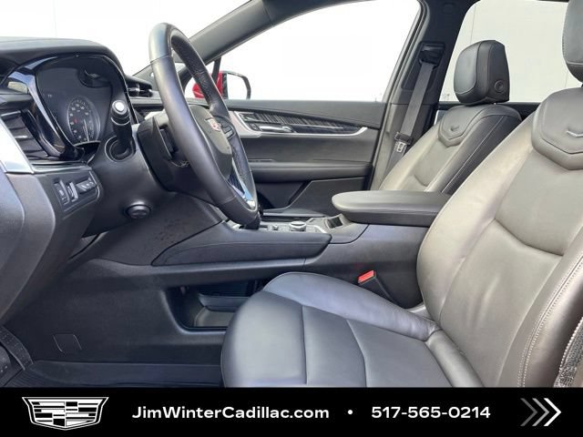 Certified 2025 Cadillac XT6 Premium Luxury w/ Technology Package AWD/4WD image 27