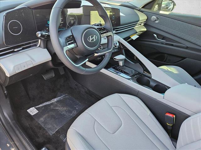 New 2026 Hyundai Elantra Limited image 17