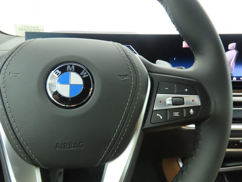 Used 2026 BMW X5 xDrive40i w/ Premium Package AWD/4WD image 14