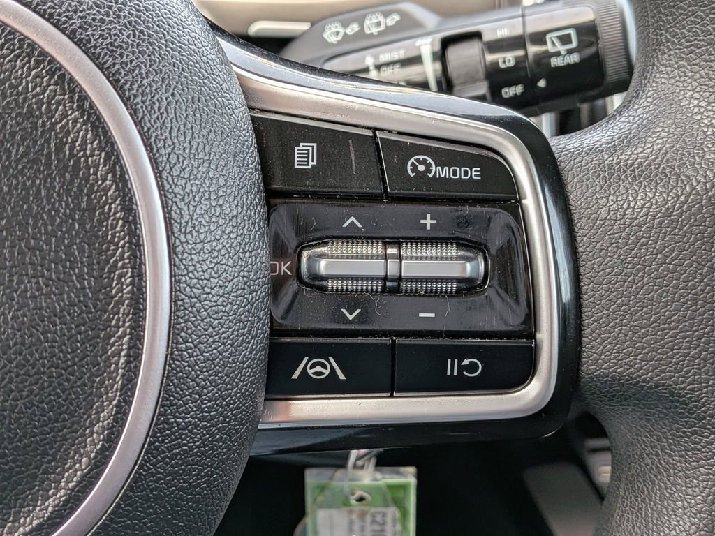 Used 2022 Kia Sorento LX FWD image 26