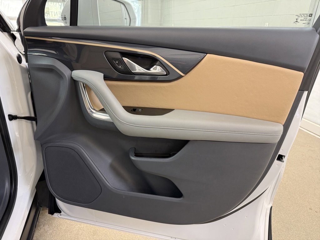 Used 2019 Chevrolet Blazer LT image 21