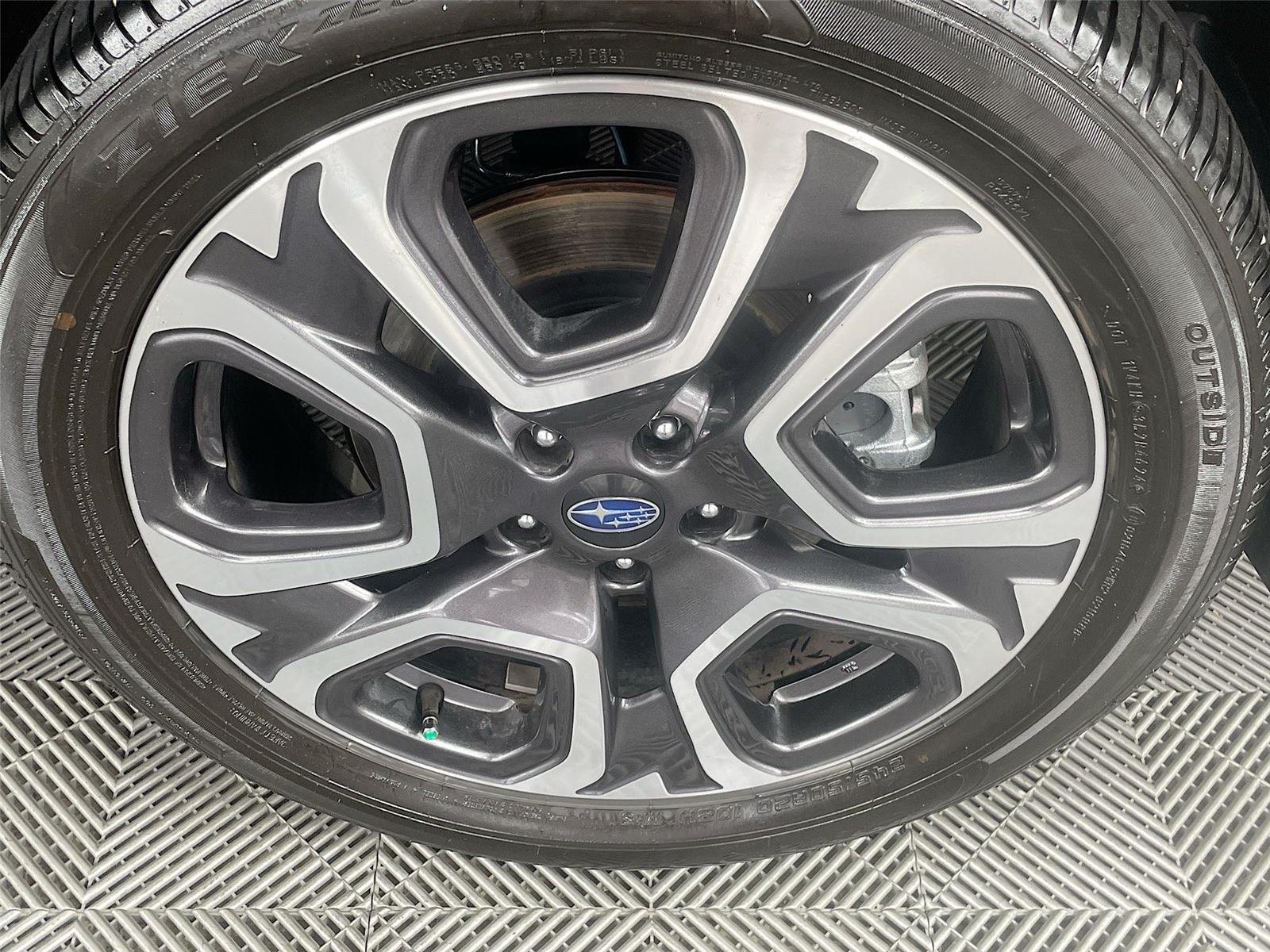 Certified 2025 Subaru Ascent Limited AWD/4WD image 37
