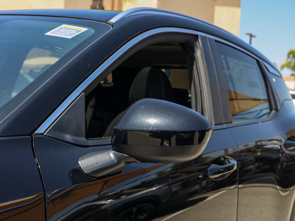 New 2026 Nissan Kicks SV w/ SV Premium Package FWD image 42