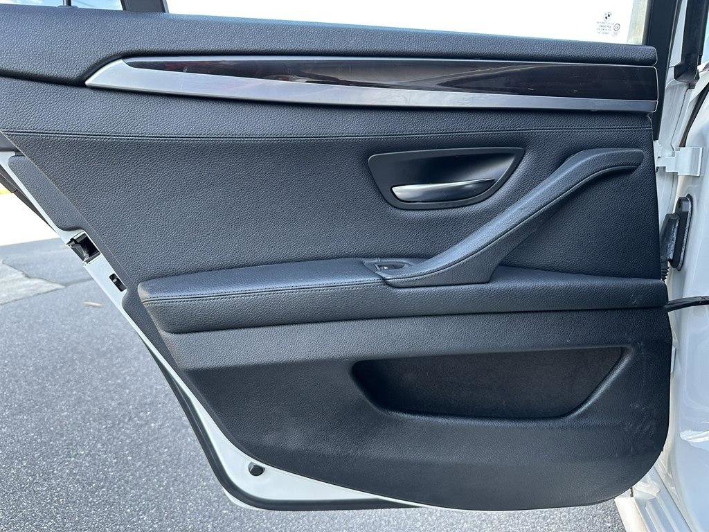 Used 2013 BMW 528i xDrive Sedan AWD/4WD image 22