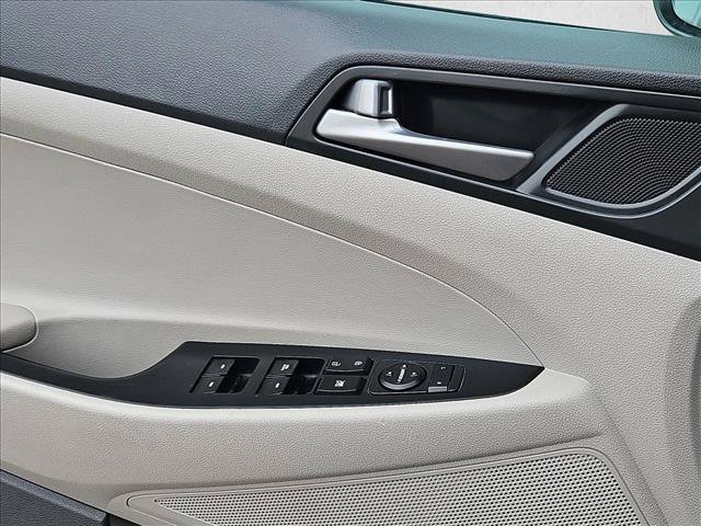 Used 2017 Hyundai Tucson Value FWD image 12