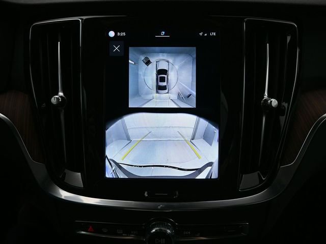 Used 2025 Volvo S60 B5 Plus image 20