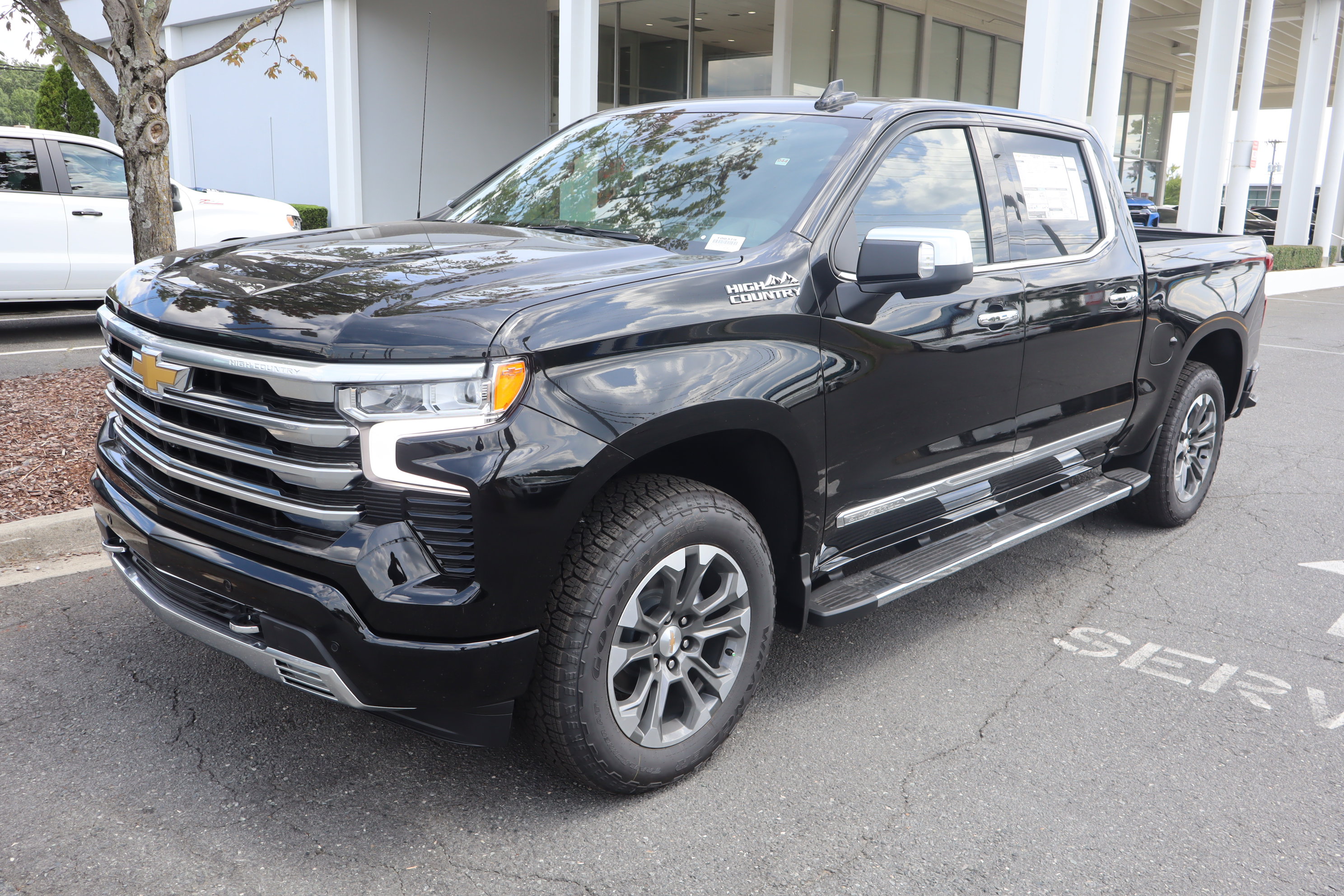 New 2026 Chevrolet Silverado 1500 High Country w/ Technology Package image 3