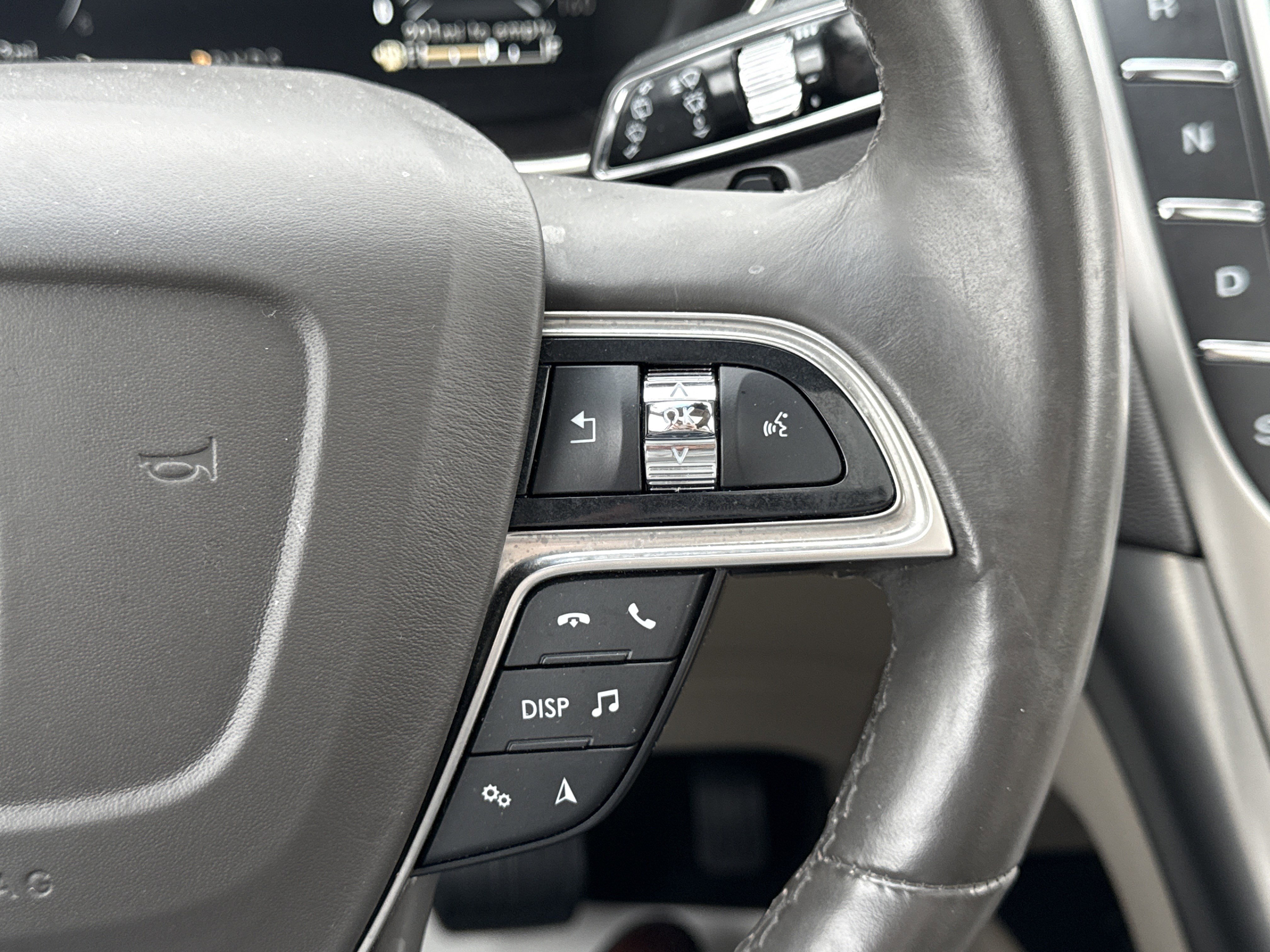 Used 2020 Lincoln Nautilus Reserve w/ Equipment Group 201A image 19